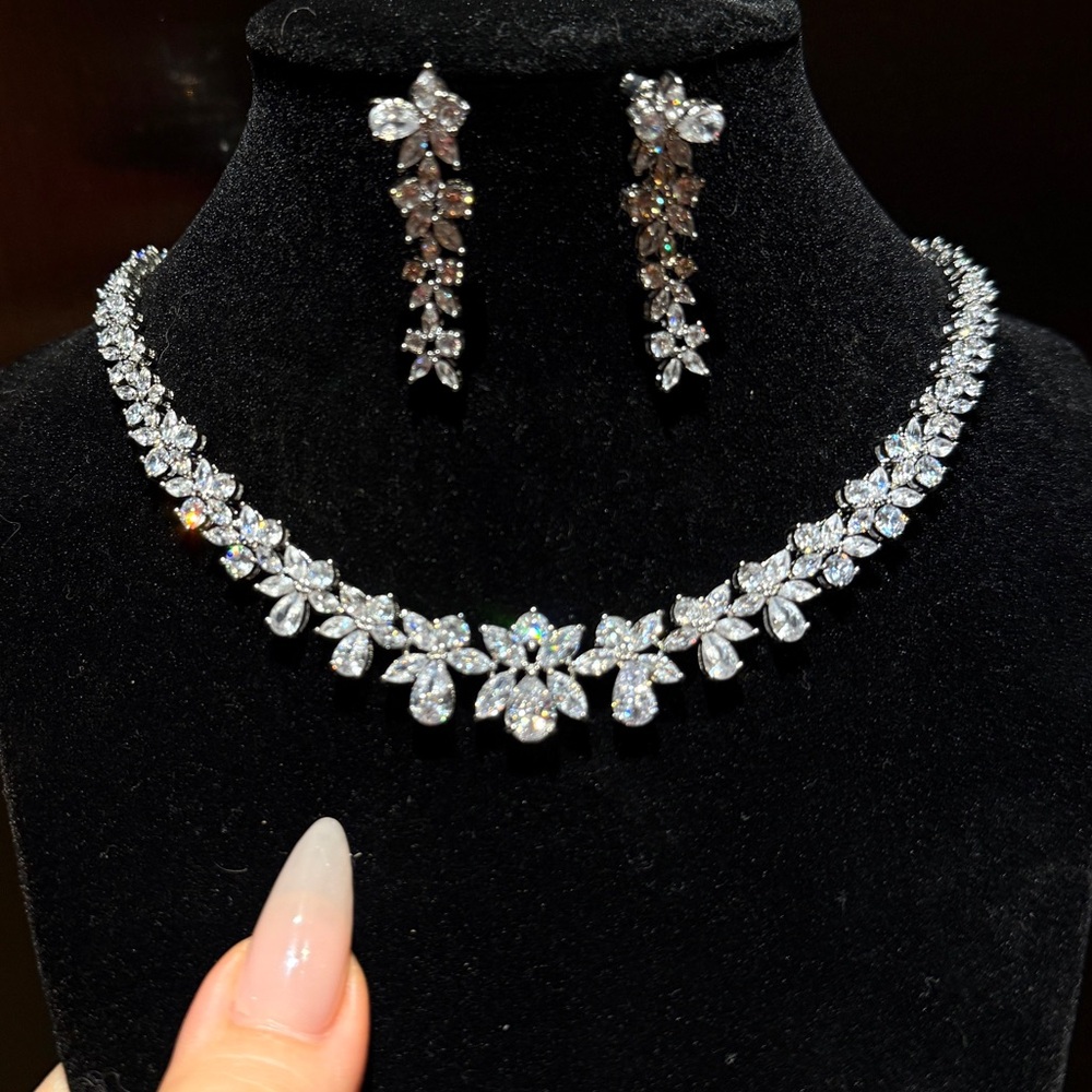 Diamond Choker Set
